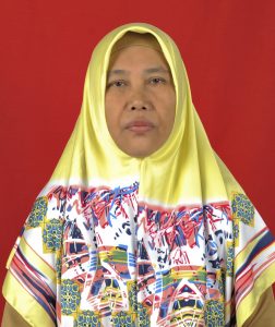 Hj. Reni Nurbeti, S.Pd (Guru Matematika)